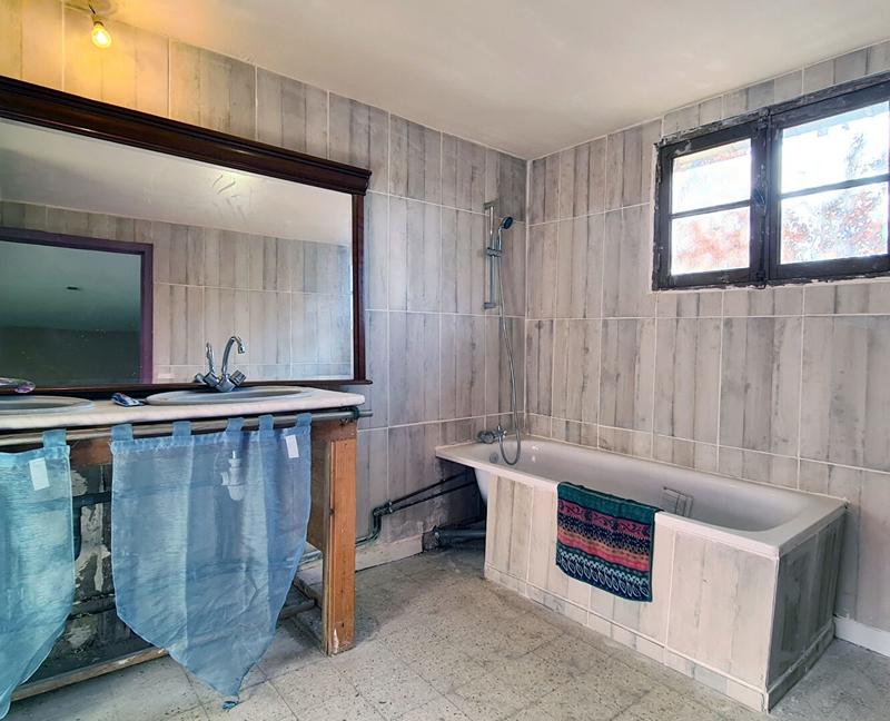 Maison - 186 m² - 5 pièces