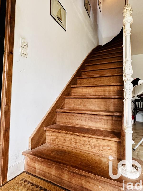 Maison - 429 m² - 11 pièces