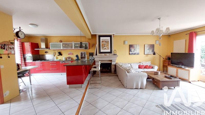 Maison - 150 m² - 8 pièces