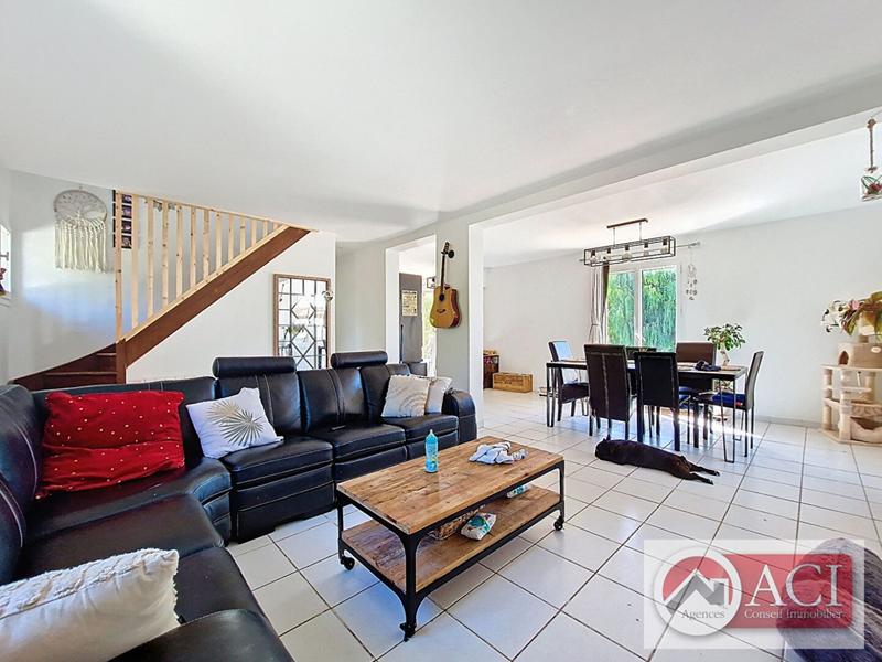 Maison - 100 m² - 6 pièces