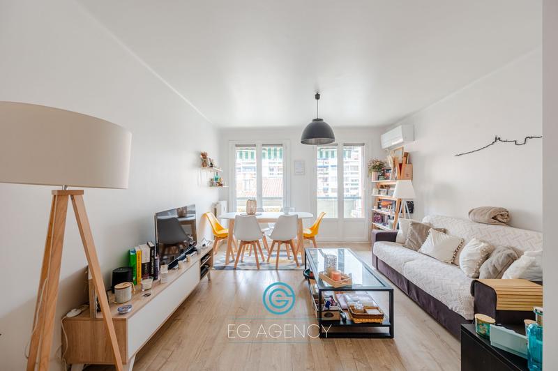 Appartement - 70 m² - 3 pièces