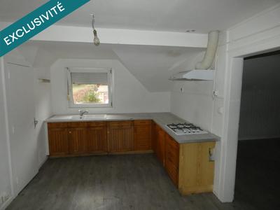 Maison - 241 m² - 13 pièces