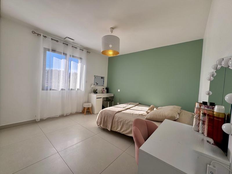 Maison - 185 m² - 7 pièces