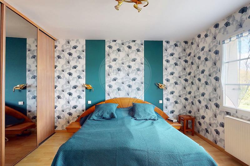 Maison - 170 m² - 7 pièces