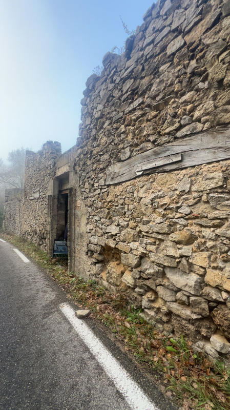 Maison - 330 m² - 5 pièces