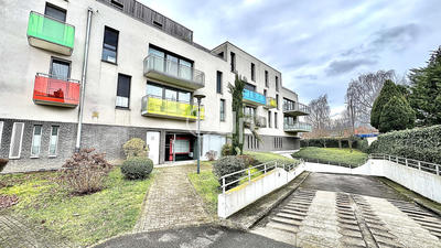 Appartement - 81 m² - 3 pièces