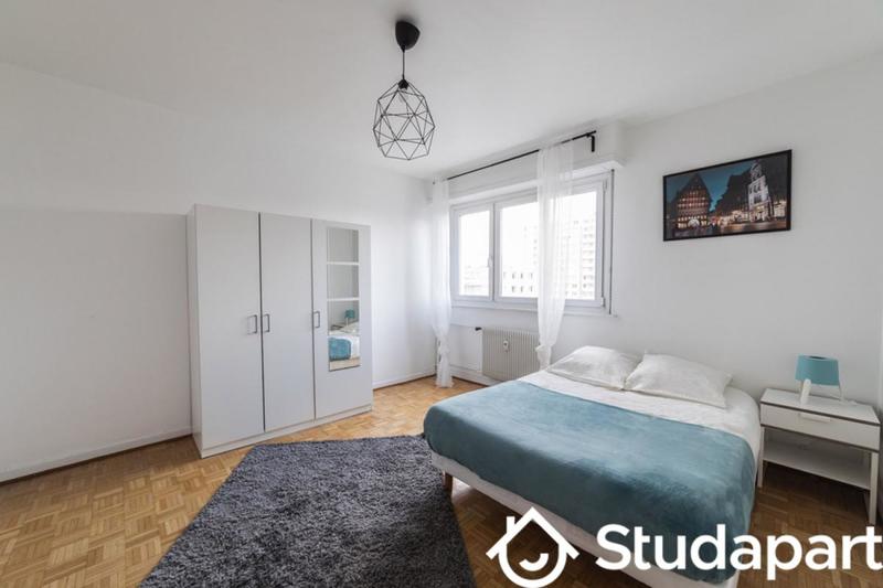 Chambre - 13 m² - 1 pièce