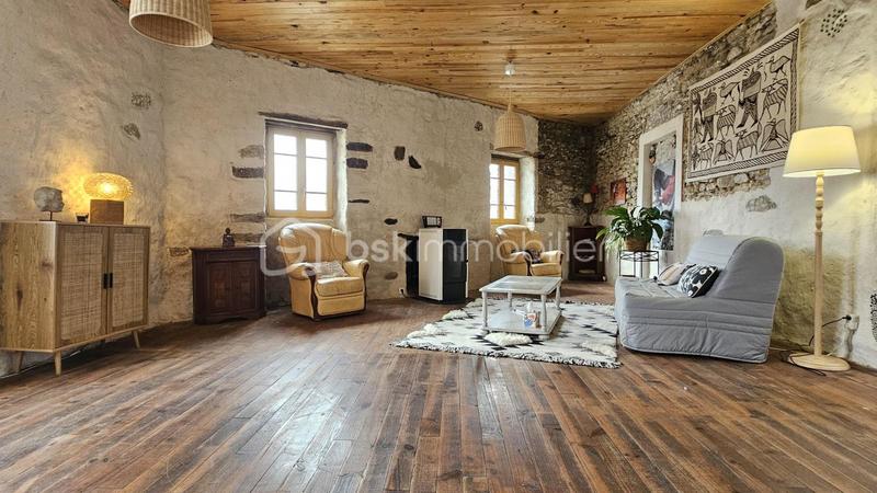 Maison - 100 m² - 6 pièces