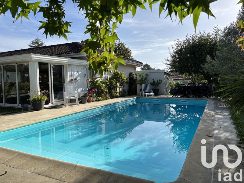 Maison - 140 m² - 6 pièces