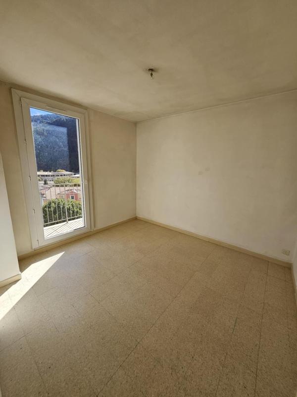 Appartement - 70 m² - 4 pièces