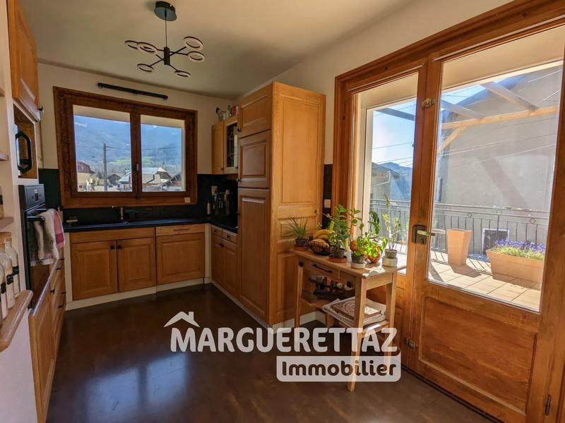 Maison de village - 140 m² - 7 pièces