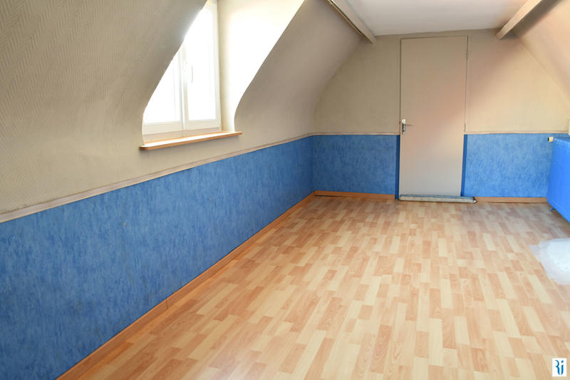 Maison - 187 m² - 9 pièces