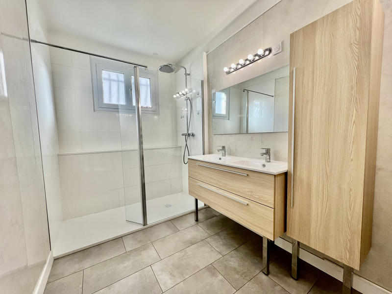 Maison - 144 m² - 6 pièces