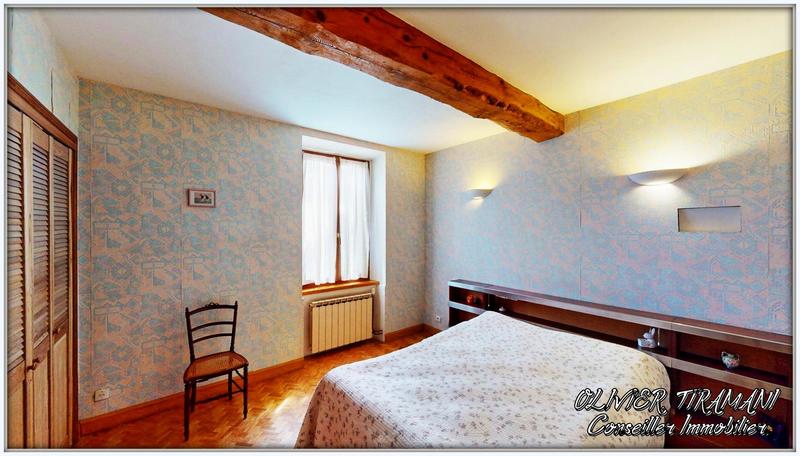 Villa - 160 m² - 8 pièces