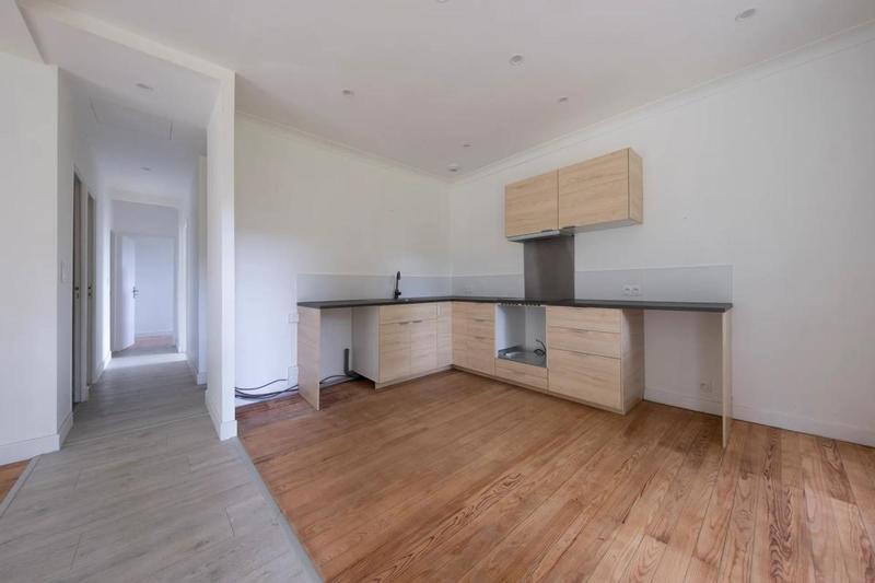 Maison - 92 m² - 4 pièces