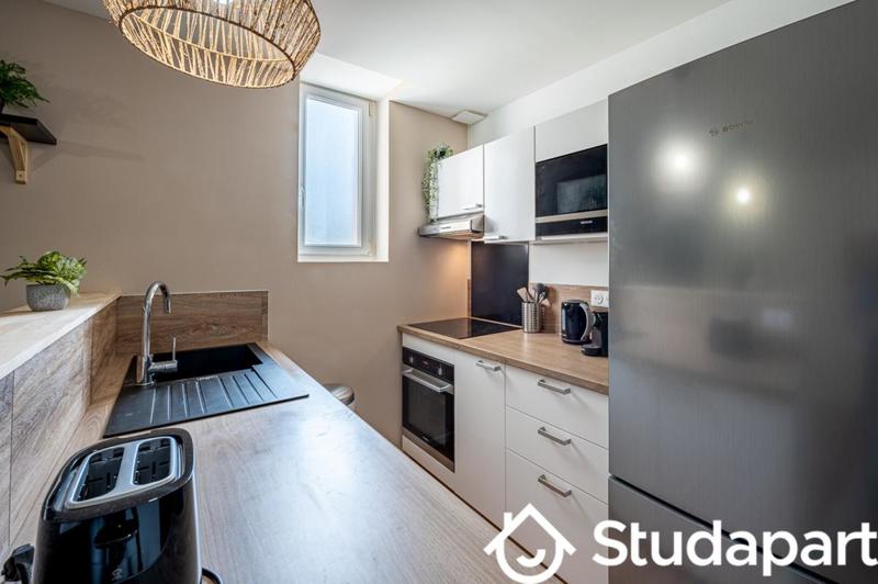 Chambre - 11 m² - 1 pièce