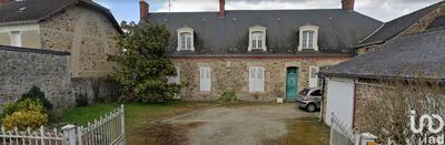 Maison - 236 m² - 8 pièces