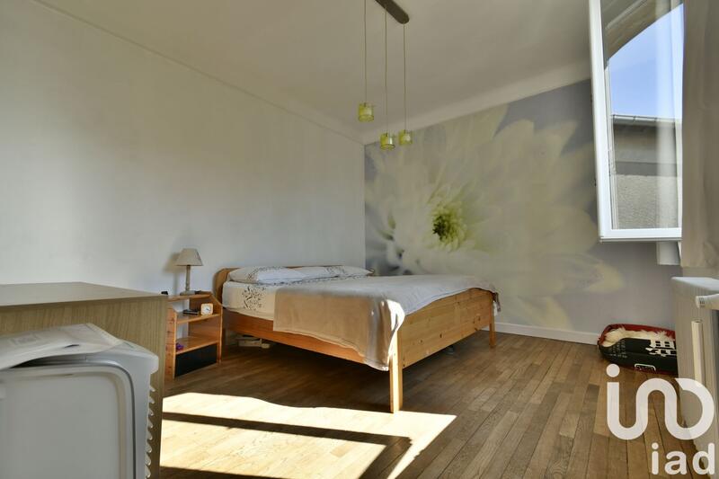 Maison - 248 m² - 5 pièces