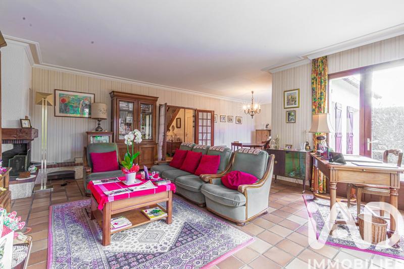 Maison - 200 m² - 7 pièces