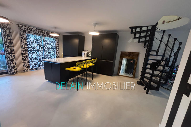 Appartement - 109 m² - 4 pièces