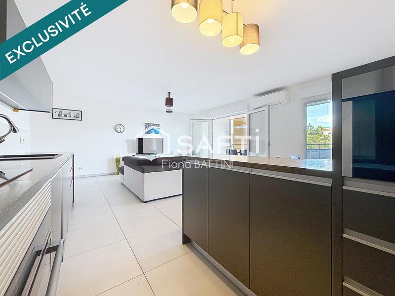 Appartement - 92 m² - 4 pièces