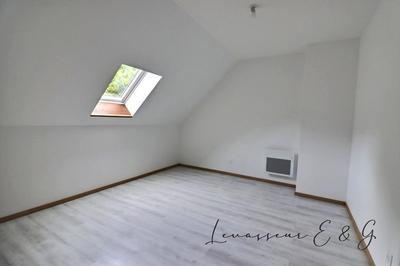 Maison - 102 m² - 5 pièces