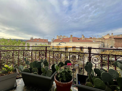 Appartement - 105 m² - 4 pièces