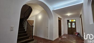 Maison - 238 m² - 8 pièces