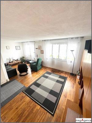 Maison traditionnelle - 135 m² - 5 pièces