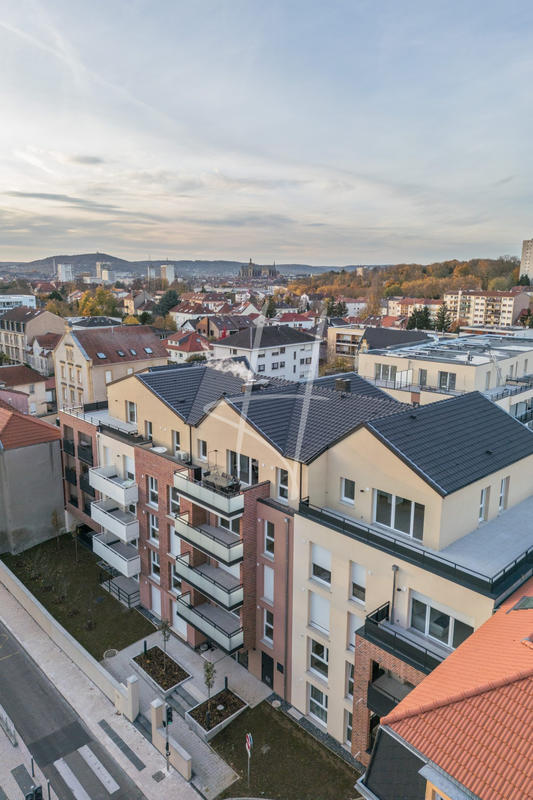 Appartement - 105 m² - 5 pièces