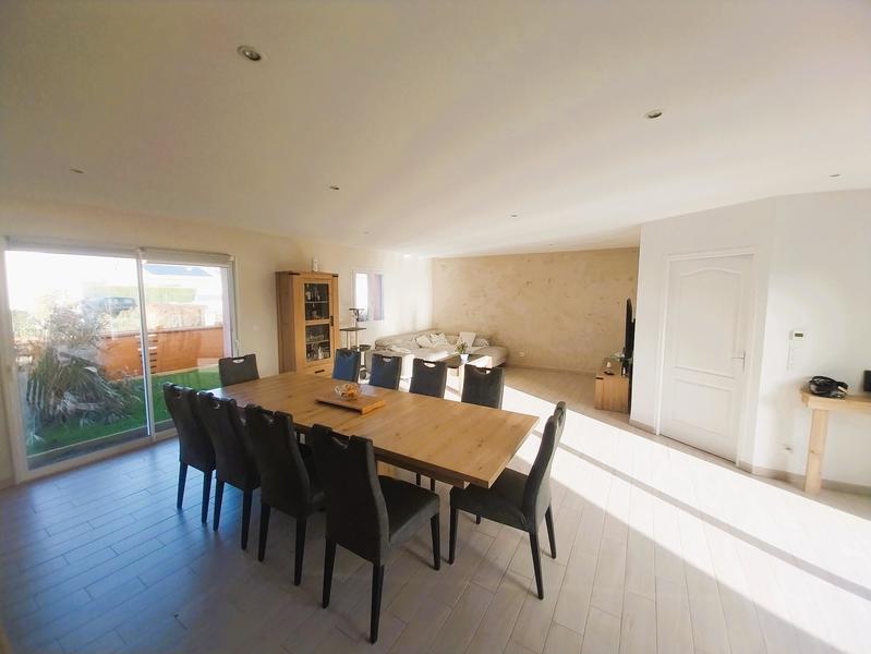 Maison - 126 m² - 5 pièces