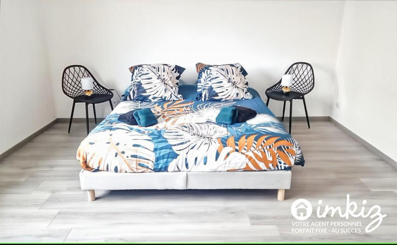 Maison - 250 m² - 9 pièces