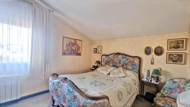 Maison - 295 m² - 6 pièces