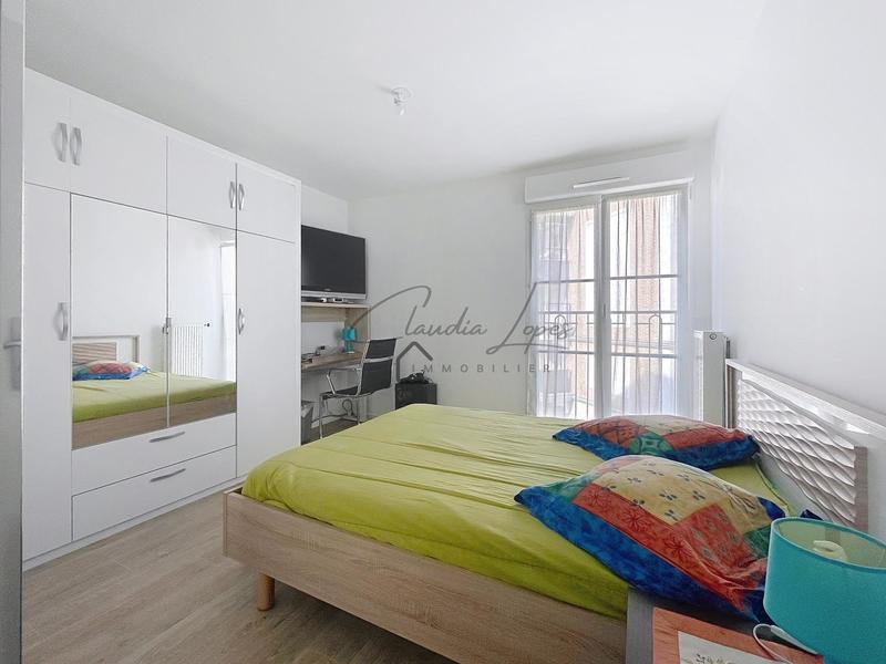 Appartement - 77 m² - 4 pièces