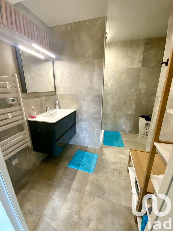 Maison - 195 m² - 5 pièces