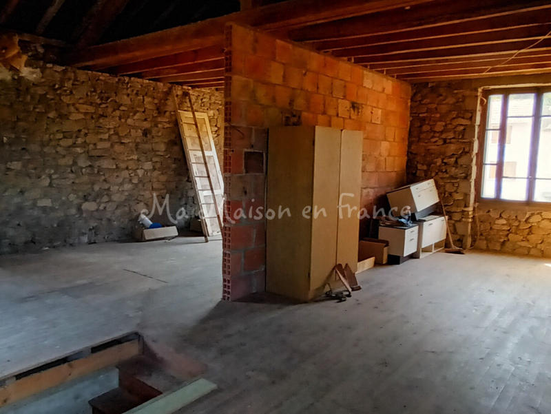 Maison - 96 m² - 5 pièces