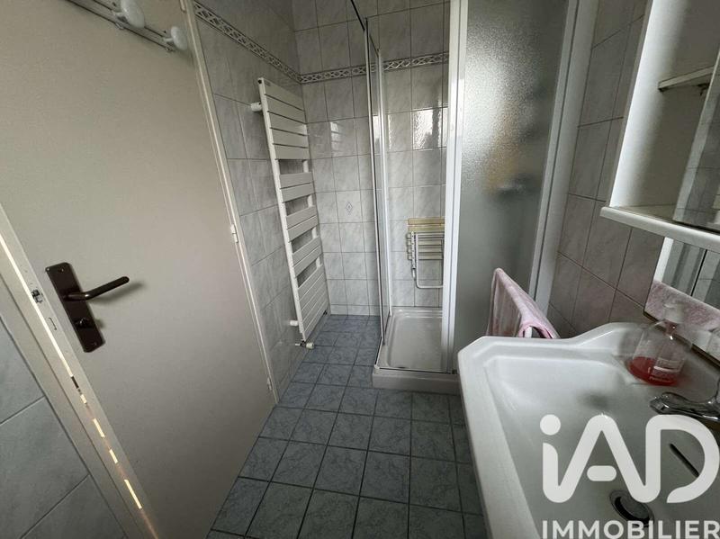 Maison - 196 m² - 10 pièces