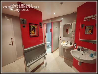 Fonds de commerce - 1 400 m²