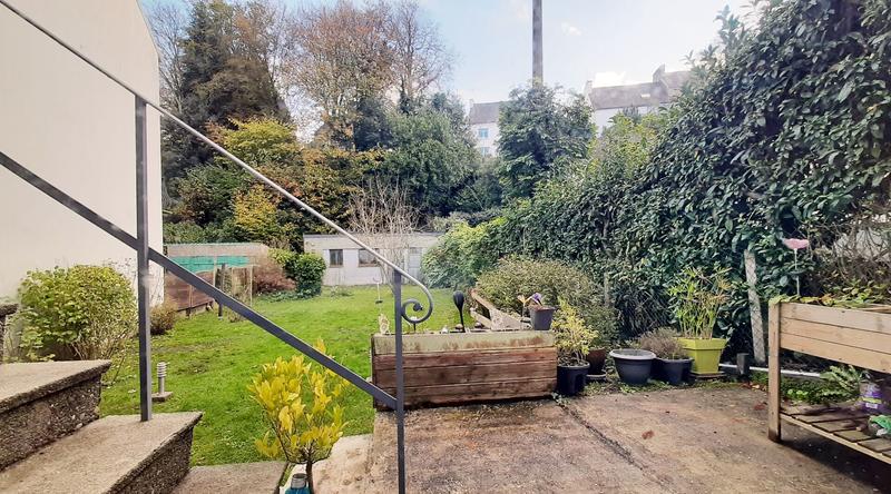 Maison - 98 m² - 5 pièces