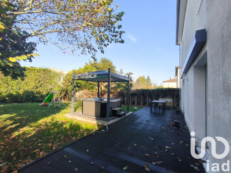 Maison - 135 m² - 6 pièces