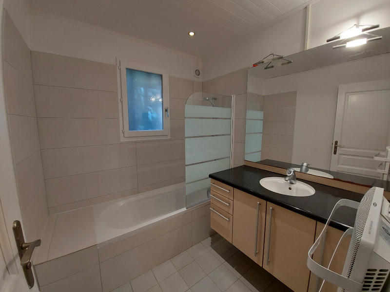 Maison - 88 m² - 6 pièces