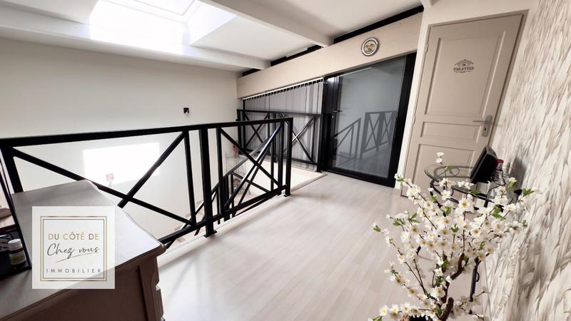 Loft - 149 m² - 7 pièces