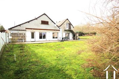 Maison - 166 m² - 5 pièces