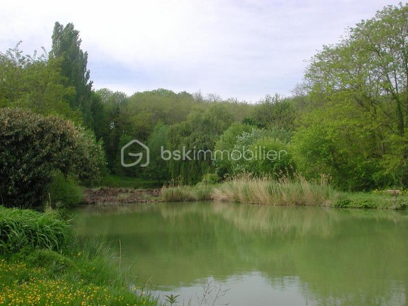 Corps de ferme - 600 m² - 13 pièces