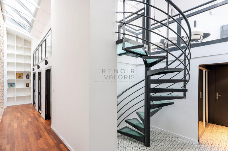 Duplex - 124 m² - 4 pièces