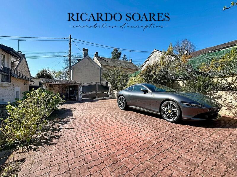 Maison - 199 m² - 7 pièces