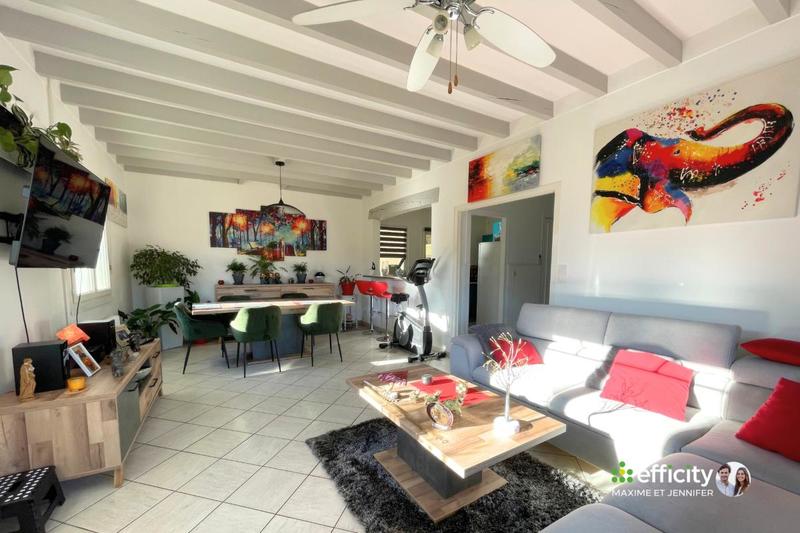 Maison - 260 m² - 7 pièces