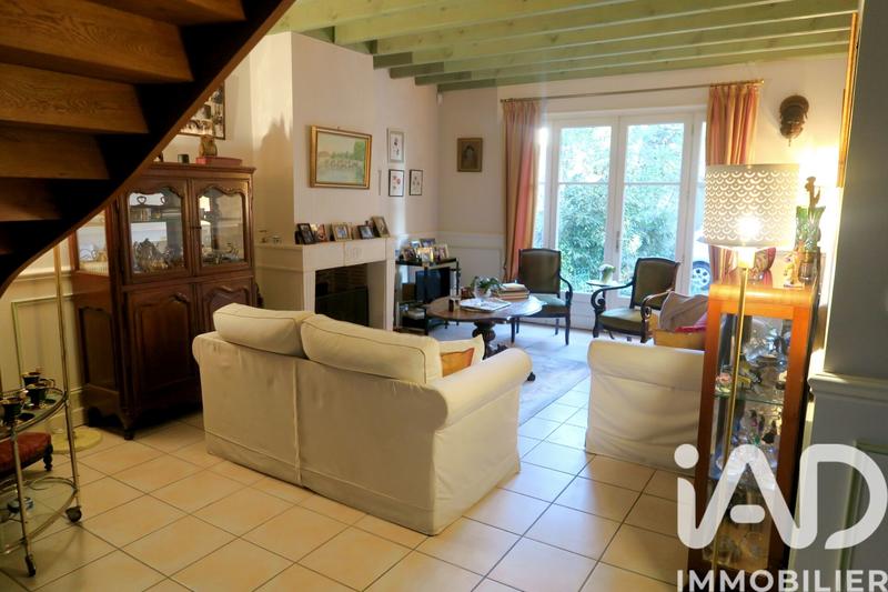 Maison de maîtres - 423 m² - 13 pièces