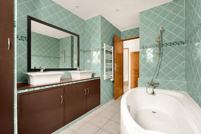 Villa - 138 m² - 6 pièces