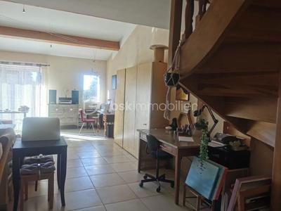 Duplex - 111 m² - 4 pièces